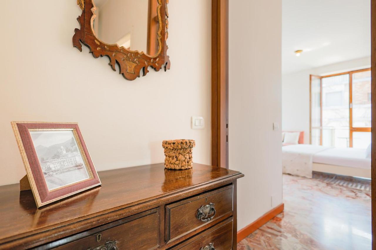 Piazza Cavour Lake View - Bymyhomeincomo Exteriér fotografie